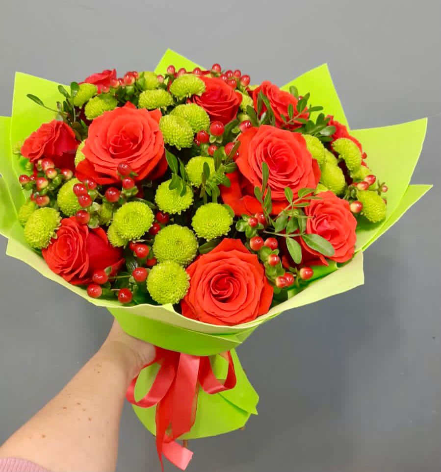 Букет цветов из: Хризантемы и Розы в Юдино Республика Татарстан