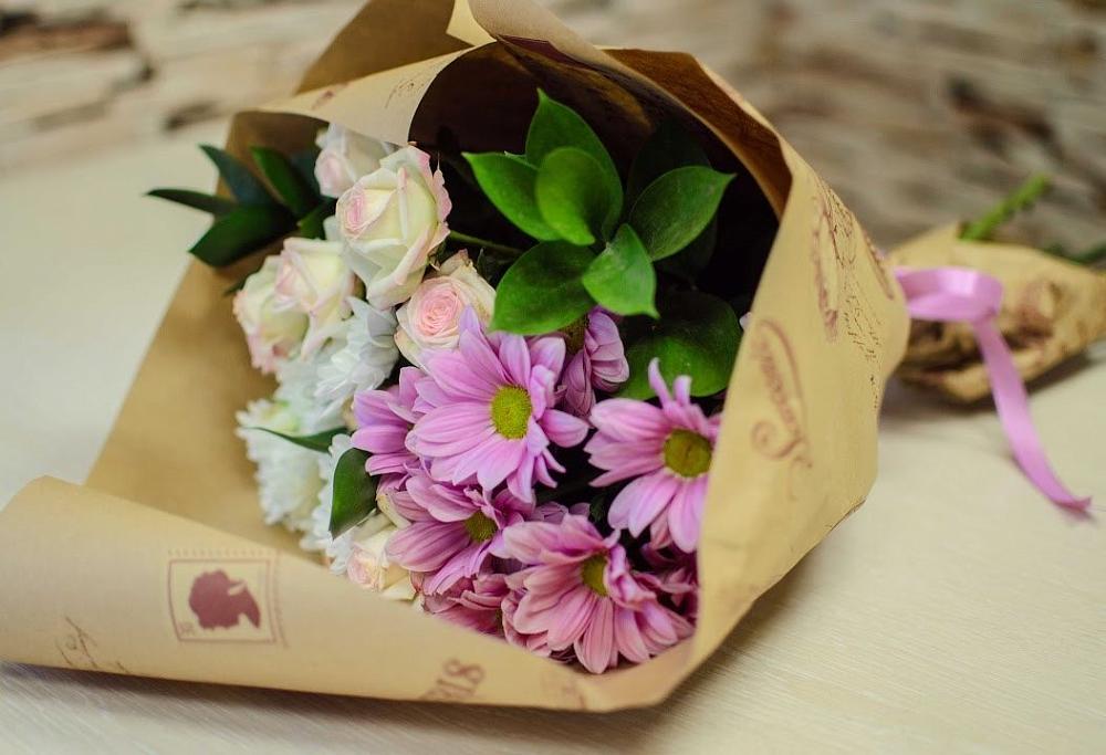 Букет цветов из: Розы и Хризантемы в Юдино Республика Татарстан