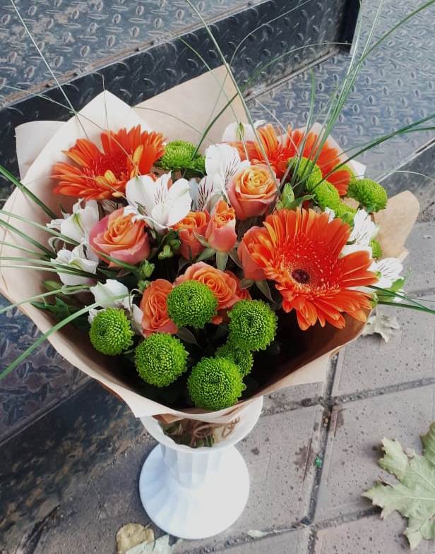 Букет цветов из: Герберы, Хризантемы, Альстромерии и Розы в Юдино Республика Татарстан