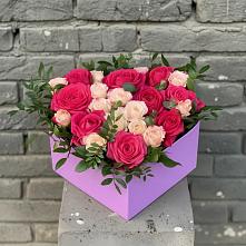 Цветочная композиция из Розы в коробке в Юдино Республика Татарстан