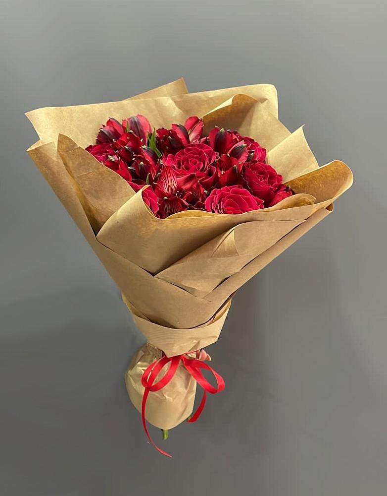 Букет цветов из: Альстромерии и Розы в Юдино Республика Татарстан