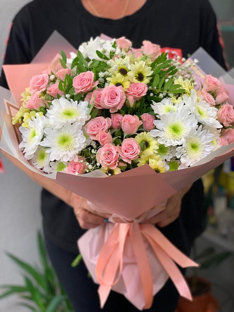 Букет цветов из: Розы и Хризантемы в Юдино Республика Татарстан