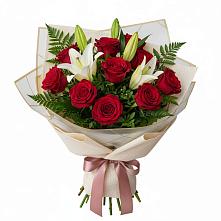 Букет цветов из:  Лилии и Розы в Юдино Республика Татарстан