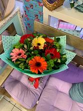 Букет цветов из:  Герберы, Хризантемы и Альстромерии #REPLACE_PRED# Юдино Республика Татарстан