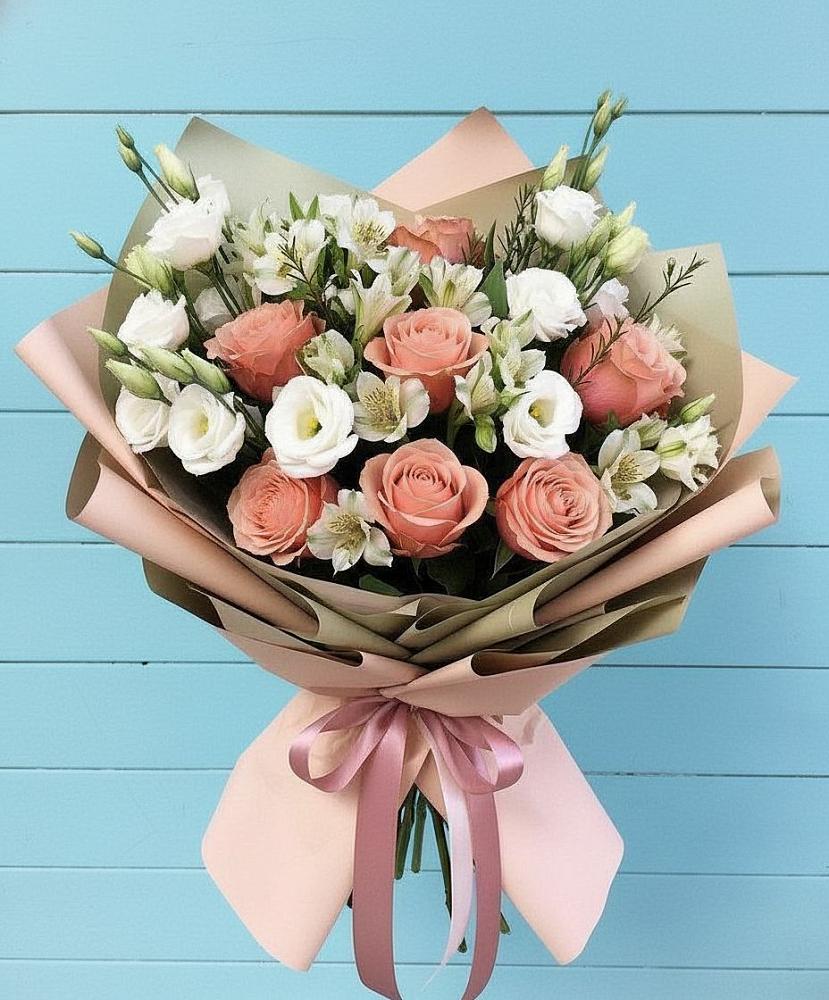 Букет цветов из: Розы, Альстромерии и Лизиантусы в Юдино Республика Татарстан