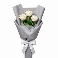 Букет 3 белые розы в Юдино Республика Татарстан