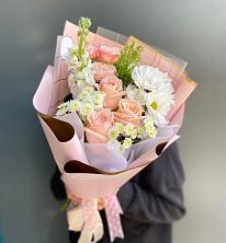 Букет цветов из:  Хризантемы и Розы в Юдино Республика Татарстан