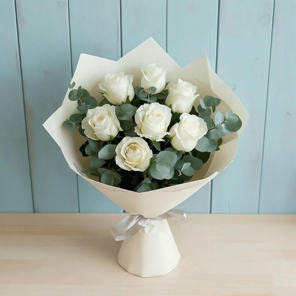 Букет Белые розы в Эвкалипте в Юдино Республика Татарстан