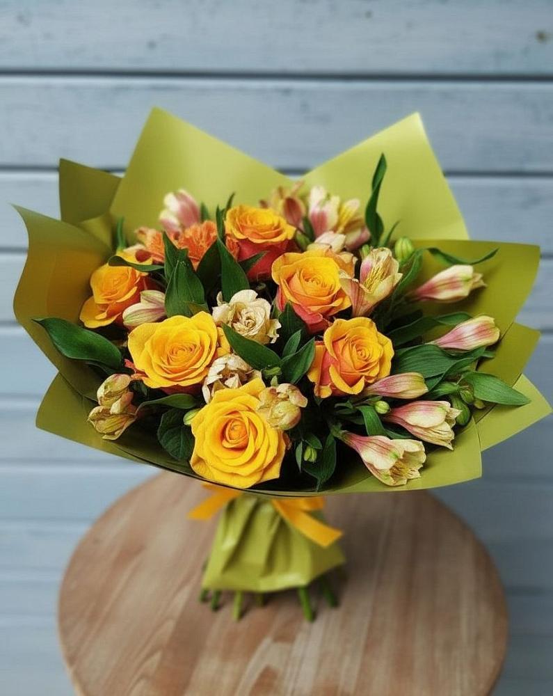 Букет цветов из: Альстромерии и Розы в Юдино Республика Татарстан
