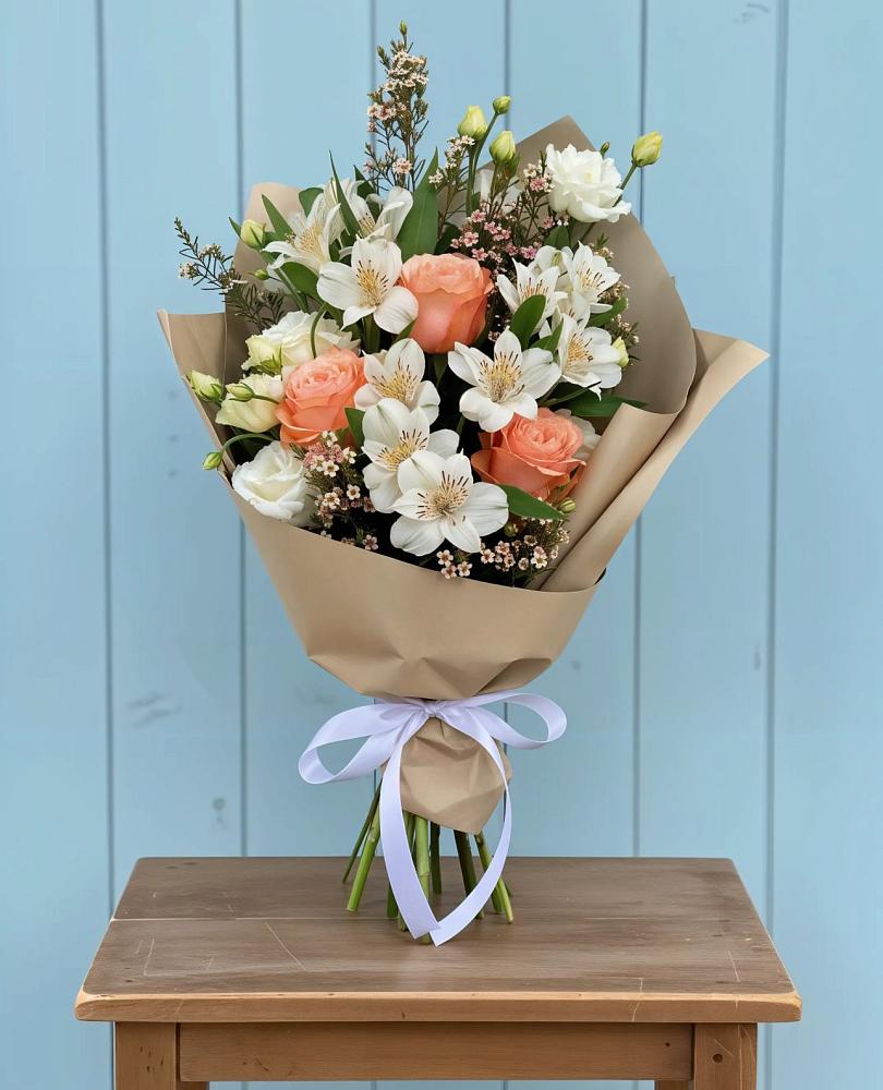 Букет цветов из: Альстромерии, Лизиантусы, Розы и Хризантемы в Юдино Республика Татарстан